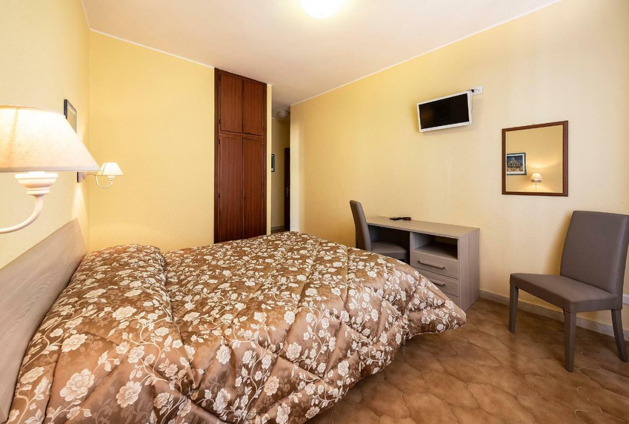 Hotel Aurelia Tarquinia Eksteriør bilde